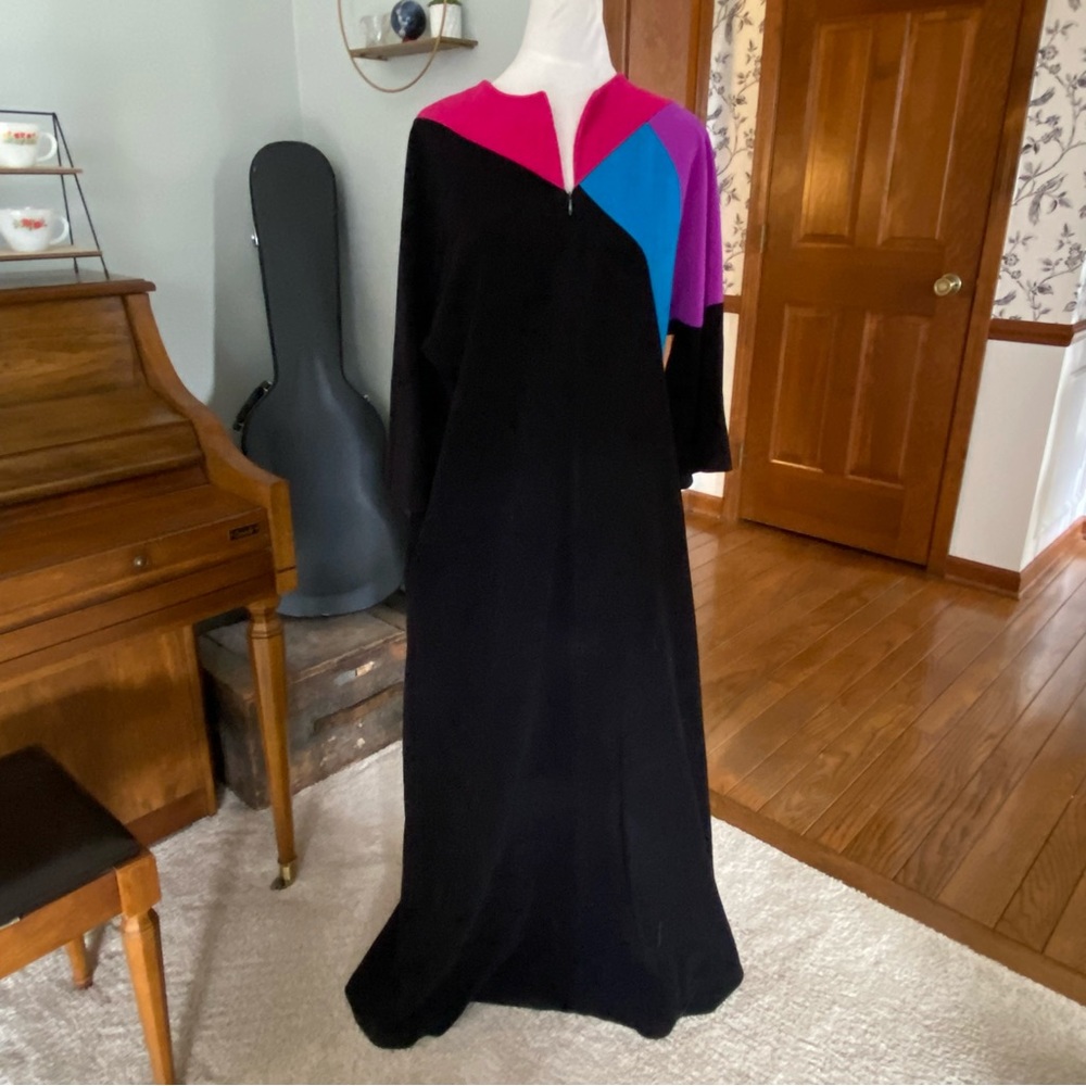Vintage Vanity Fair floor length house dress fleece size medium zip front robe